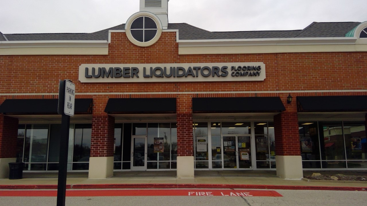 LL Flooring #1424 Solon | 6025 Kruse Drive | Storefront