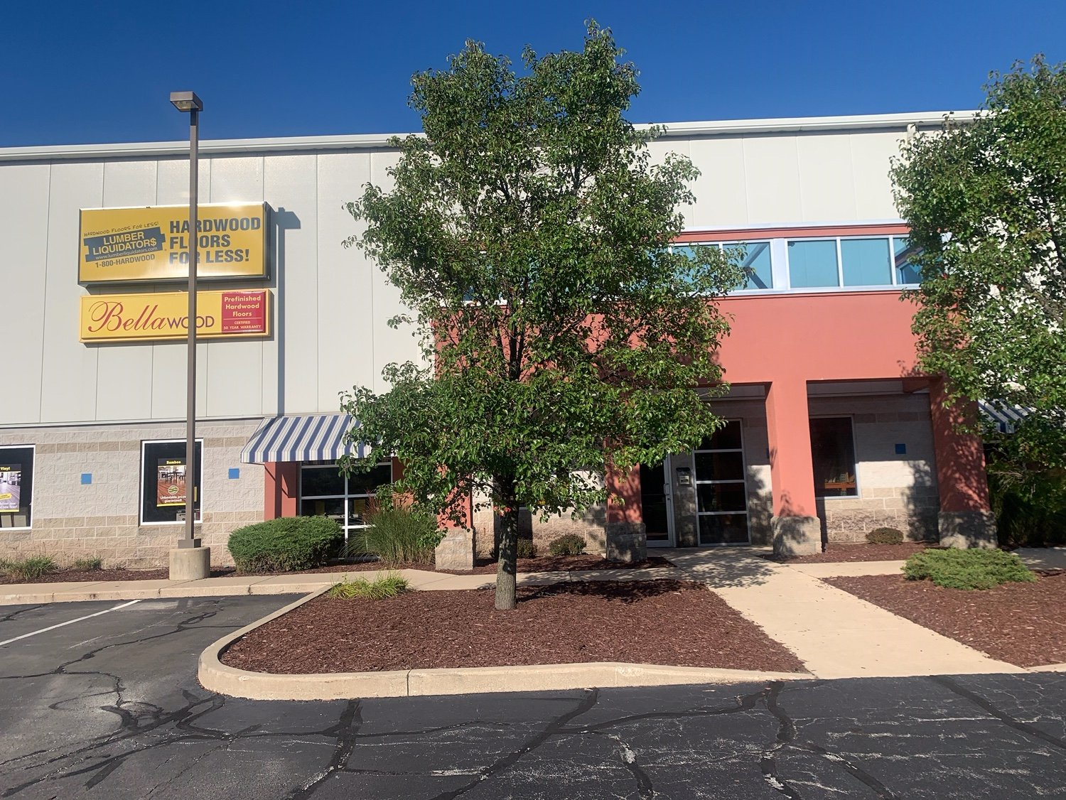 LL Flooring #1184 South Bend | 3725 Cleveland Road | Storefront