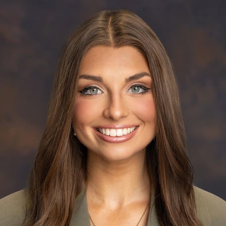 Photo of Lauren Pristas