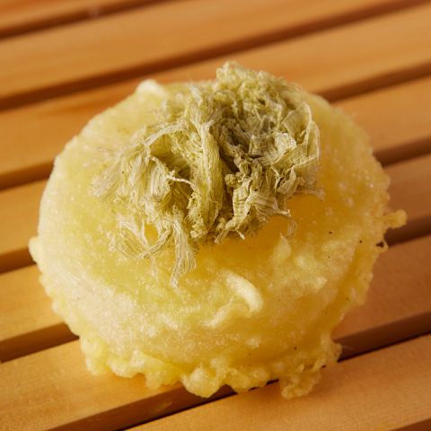とろろ昆布と煮込み大根