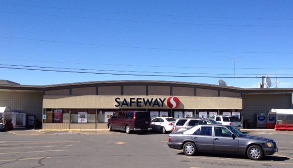 Safeway store front picture of 1220 Morgan St in Davenport WA