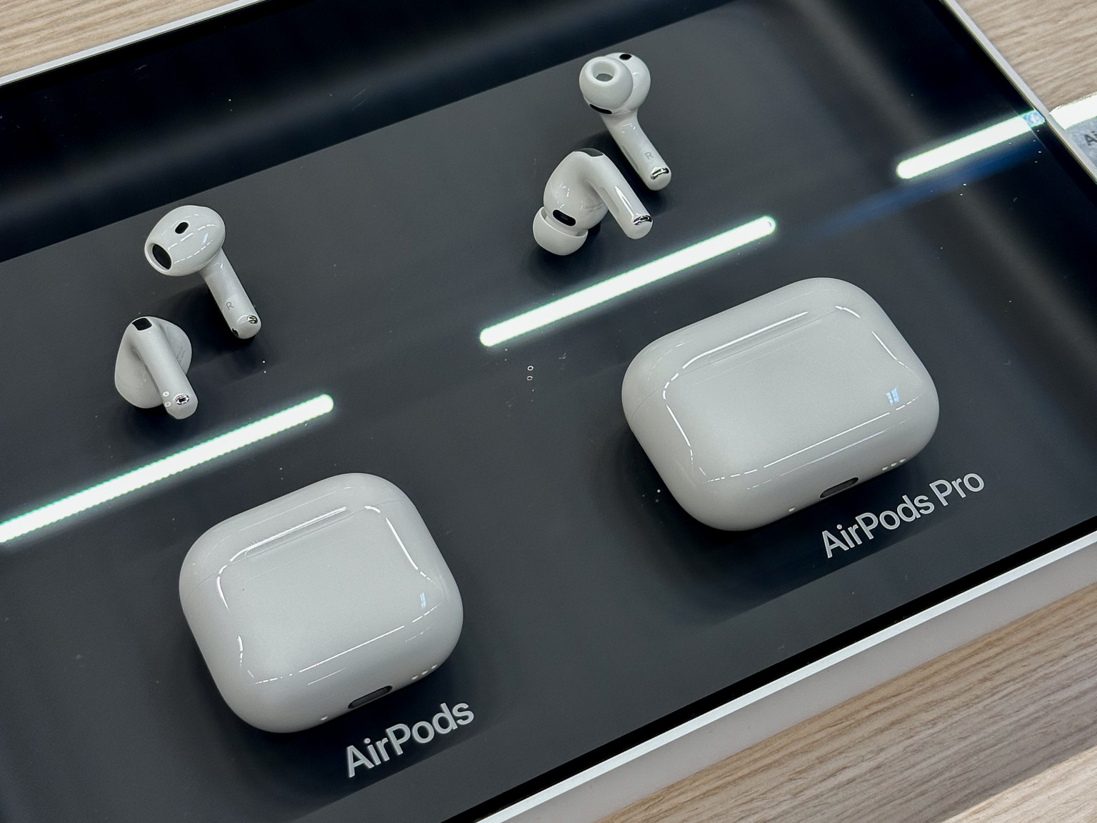 AirPods classique & AirPods Pro Boulanger Toulon - La Garde