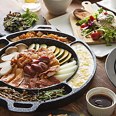 ≪チーズタッカルビ食べ放題≫★韓国美人のチーズタッカルビ!破格の2時間食べ放題♪【1780円】