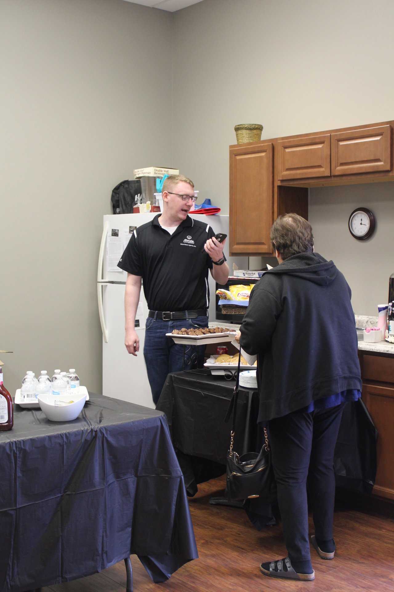 2019 Customer Appreciation Event. Alex takes some time to talk business and walk a Customers through all the great benefits of the Allstate Mobile App