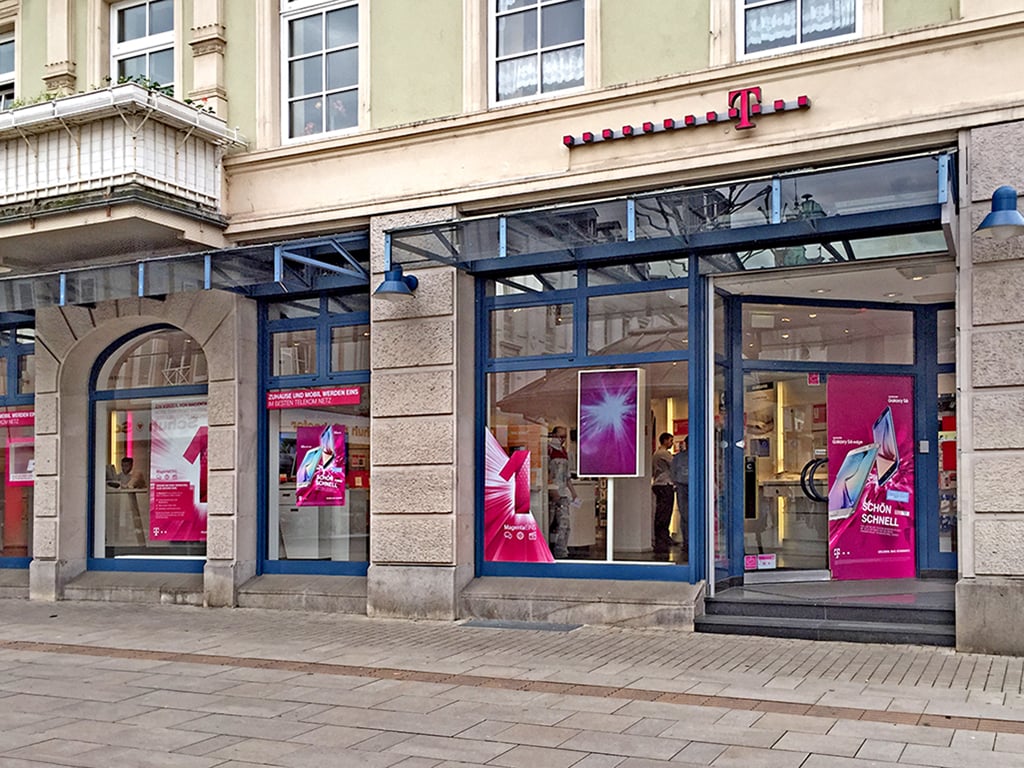 Store photo