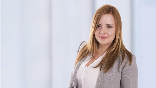 Keshia Birkenstock. Ihre Ansprechpartnerin für die Barmenia Versicherung in Mainz.
