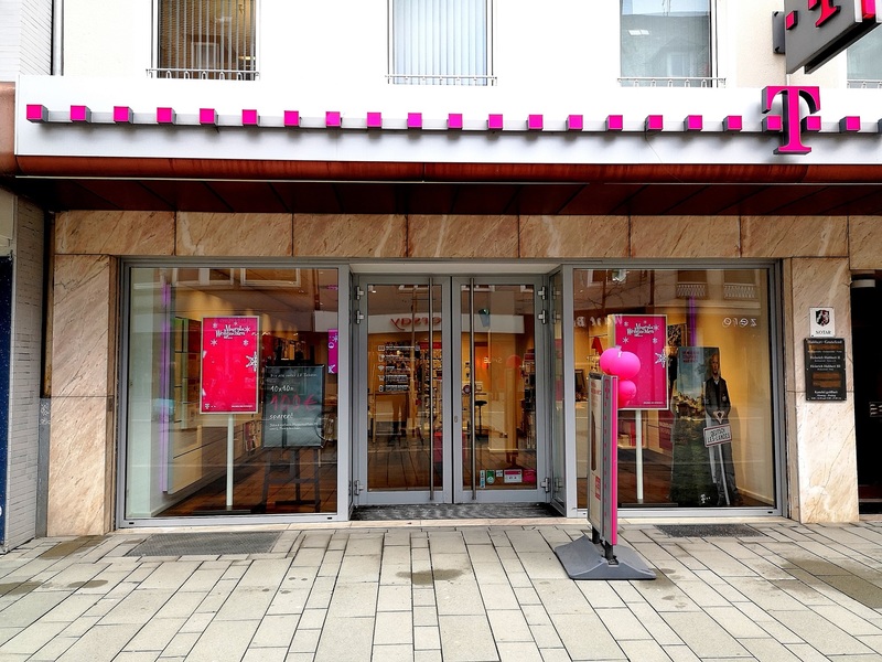 Store photo