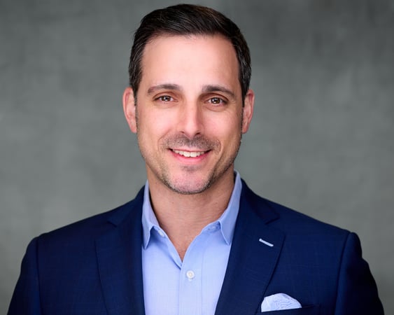 Photo of Dustin Seidman