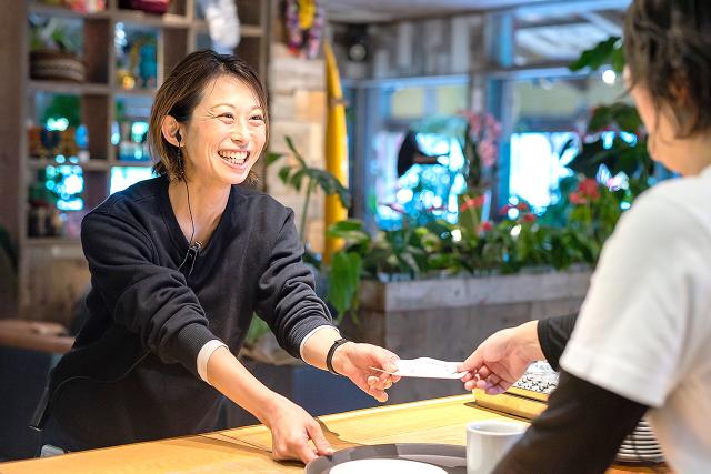 コナズ珈琲 大津店