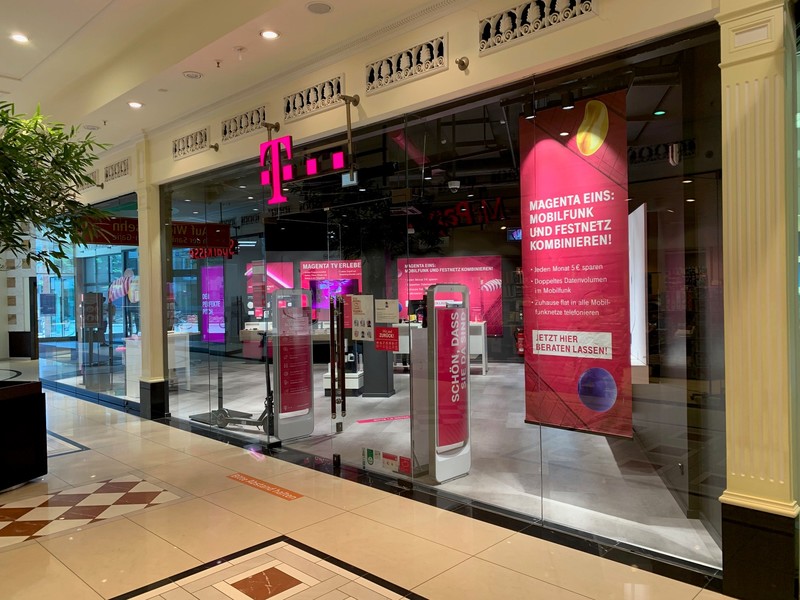 Store photo