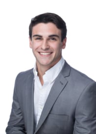 A headshot of Goosehead agent Alexander Pinto