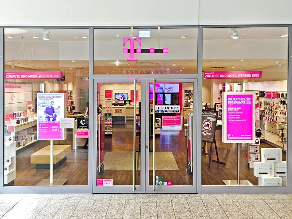 Store photo