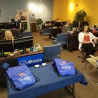 Michael-Mike-McGinness-Allstate-Insurance-Kirkland-WA-exterior-auto-home-life-car-agent-agency-commercial-business-homeowner
