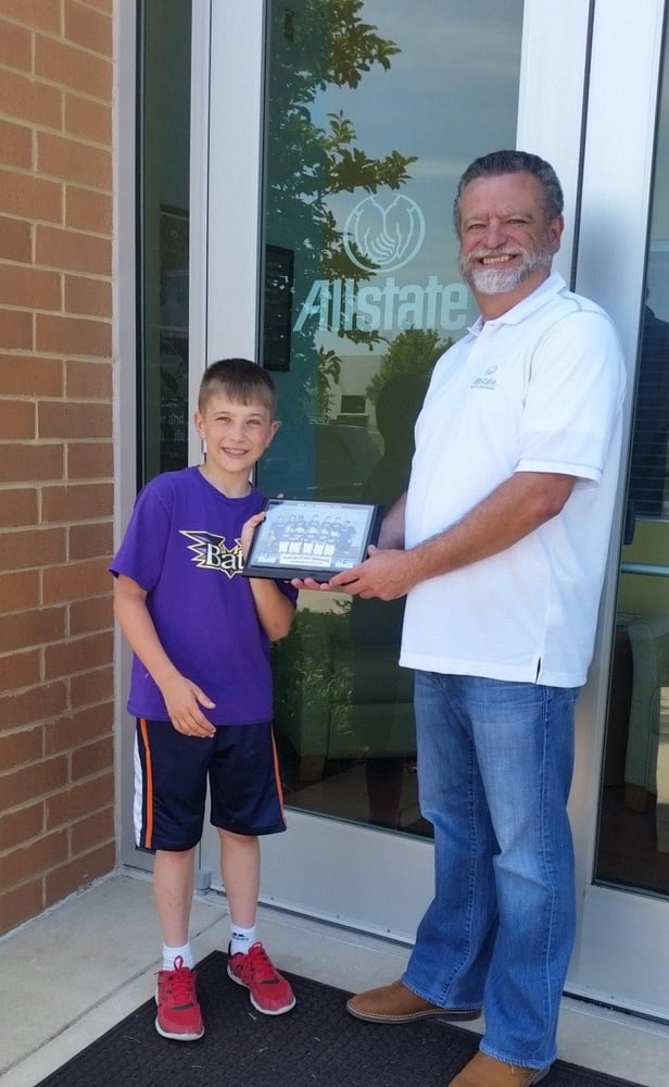 Our Chantilly, VA Allstate insurance agency sponsoring Loudon South Little League