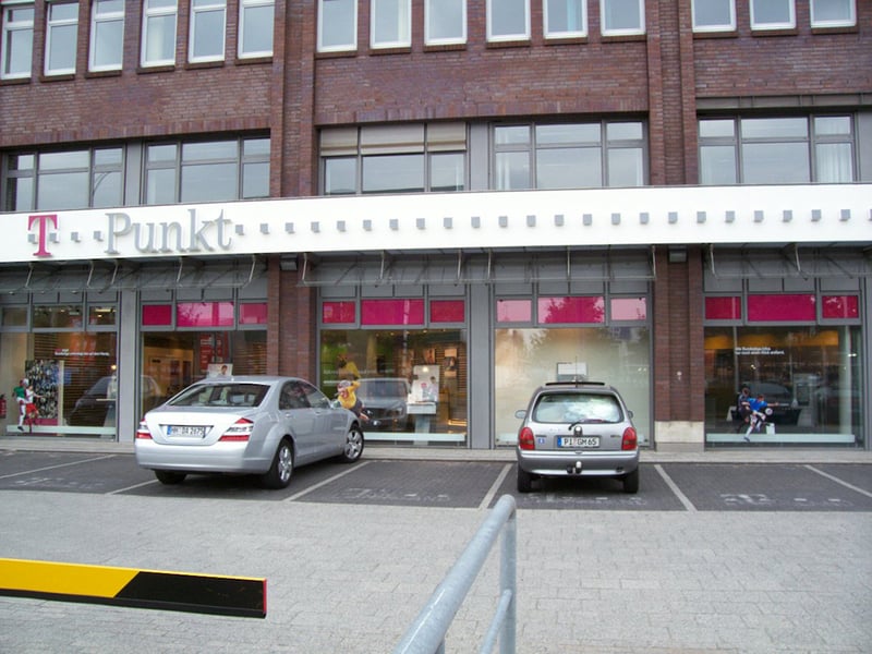 Store photo