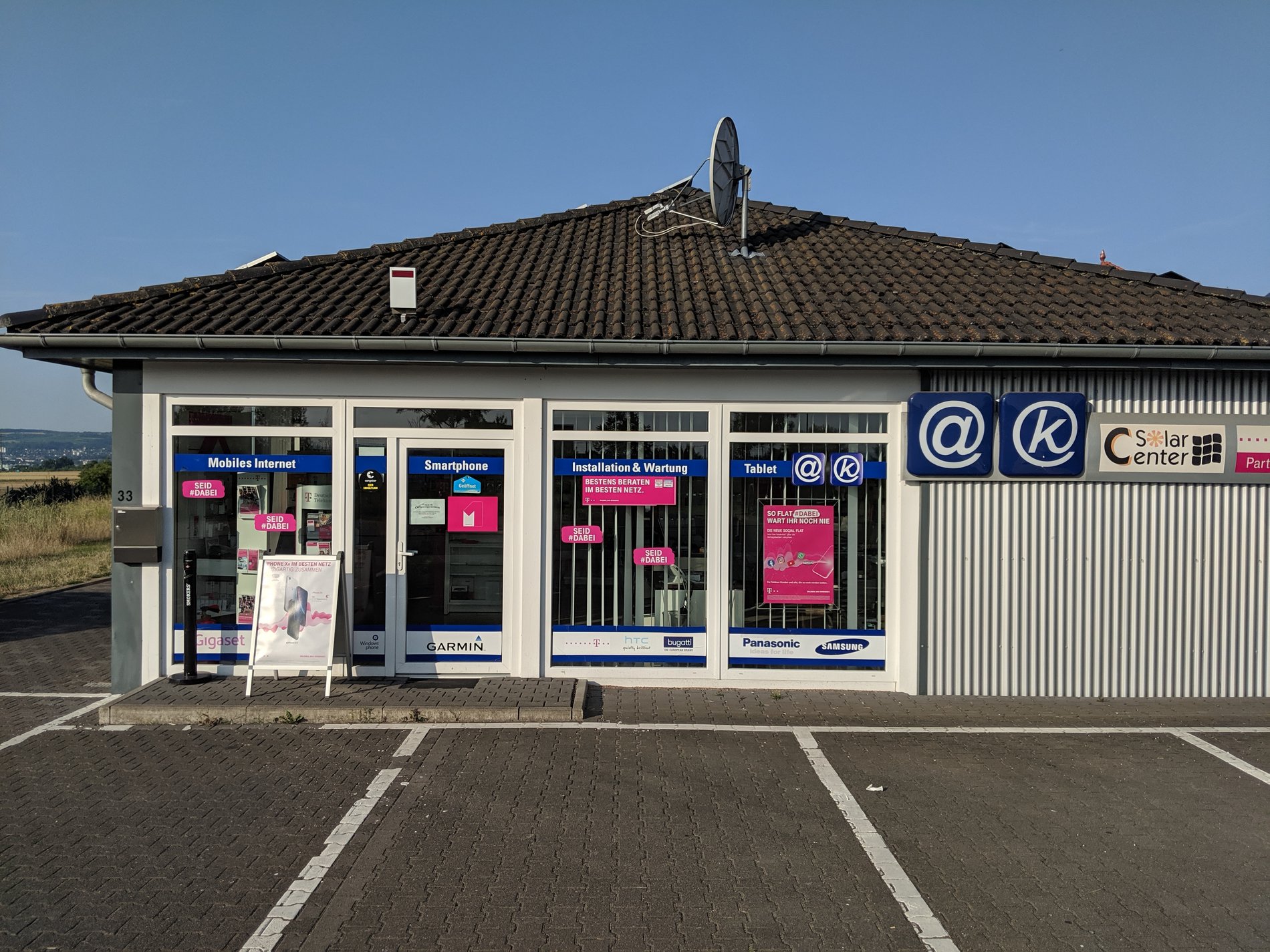 Store photo