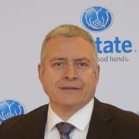 Agente de seguros de Allstate Dionisio Roman Jr.