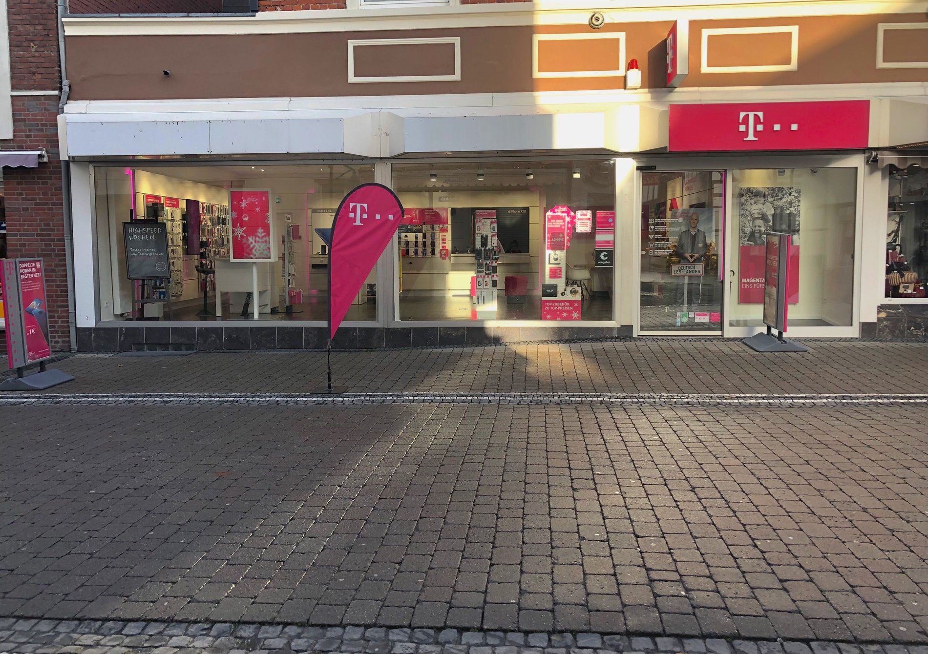 Store photo