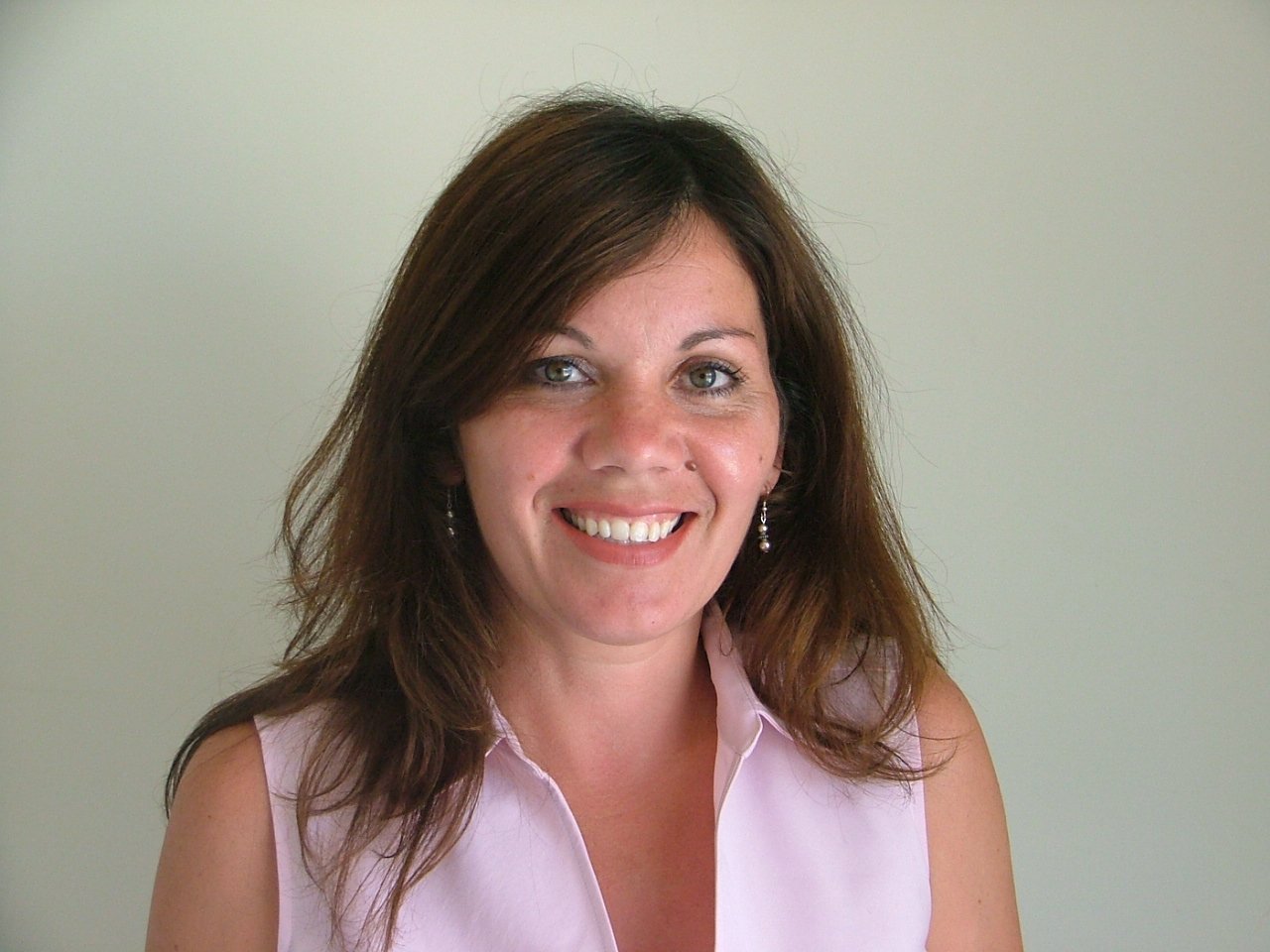 Photo of Laura Perry