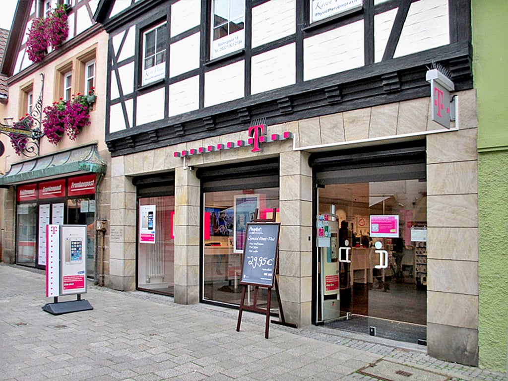 Store photo