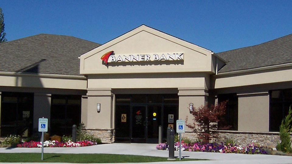 Banner Bank branch in East Wenatchee, Washington