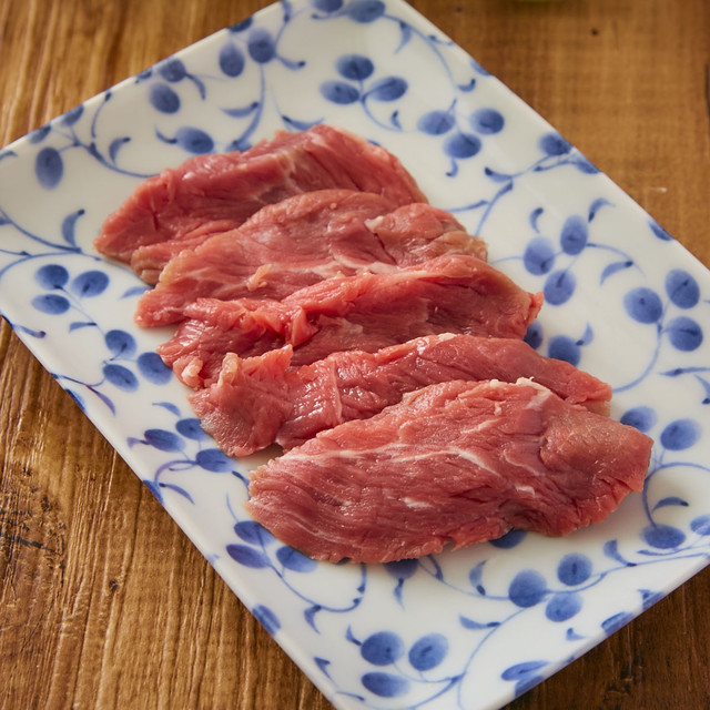 和牛赤身(牛肉刺し)