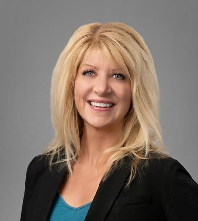 Photo of Shelly Tolle