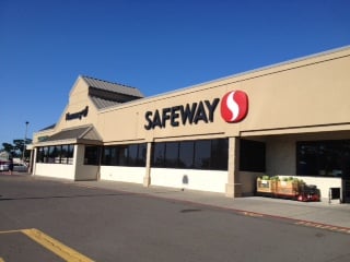 Safeway store front picture of 700 Highway 101 in Florence OR