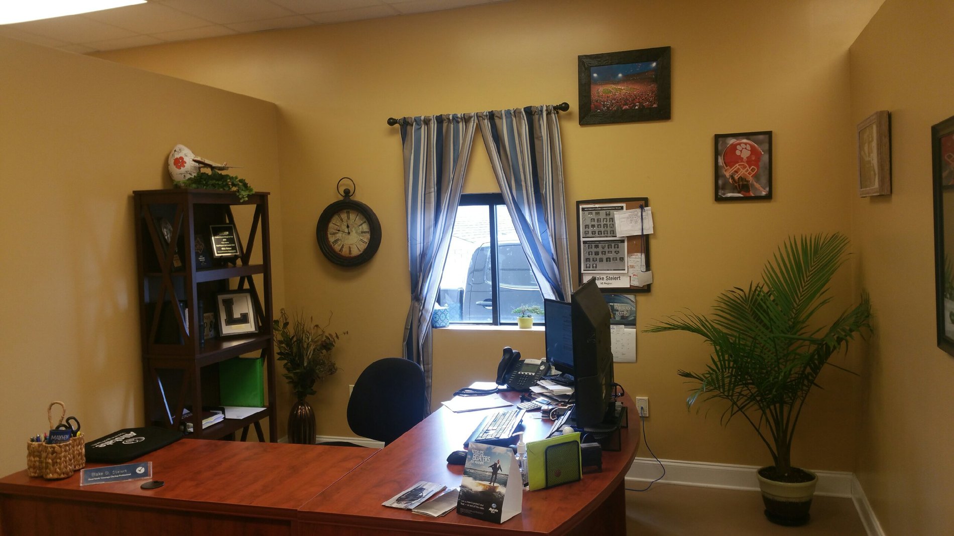 Photo gallery image