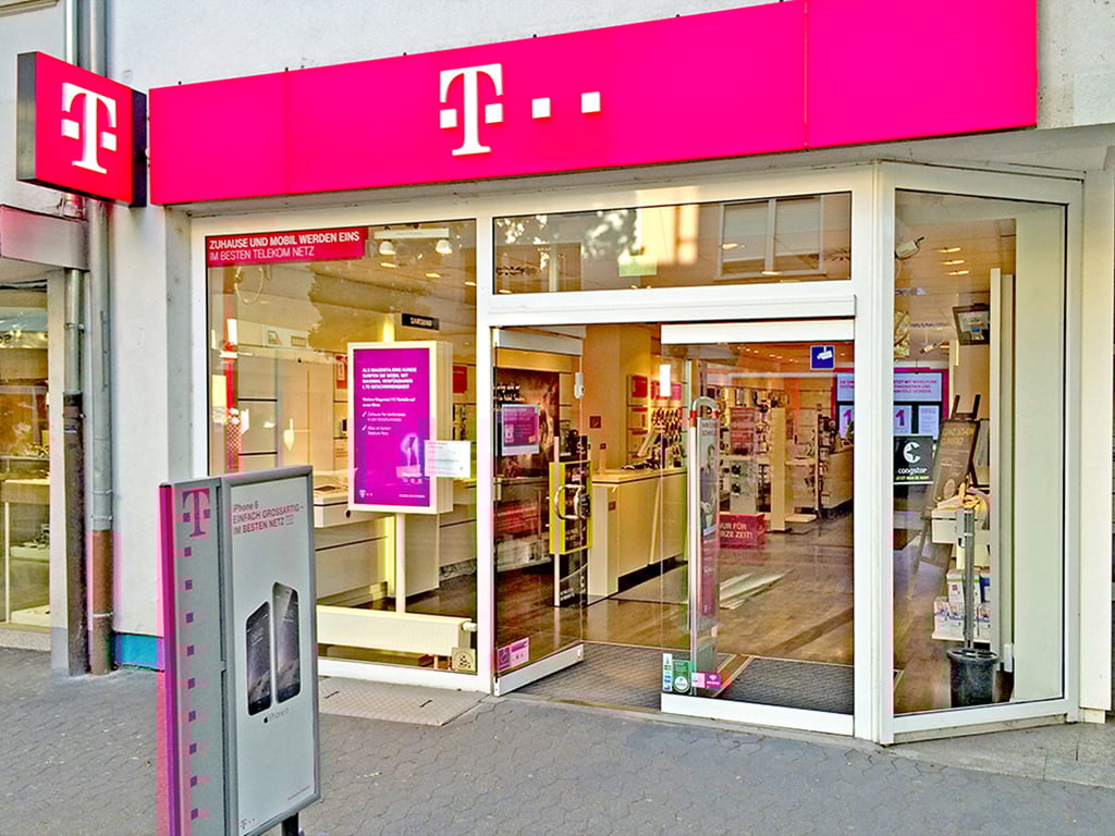 Store photo