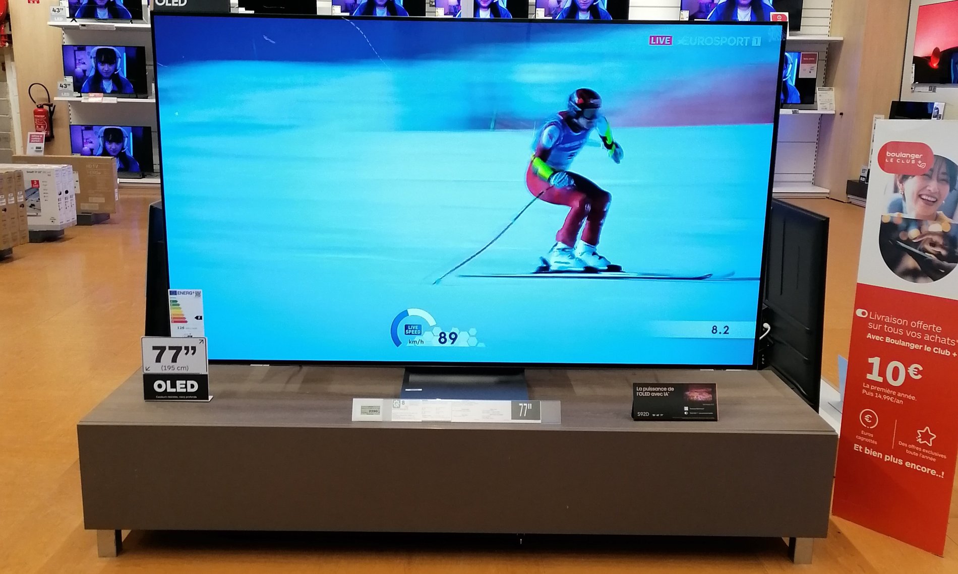 Les TV OLED Samsung chez Boulanger Troyes - Saint Parres Aux Tertres.