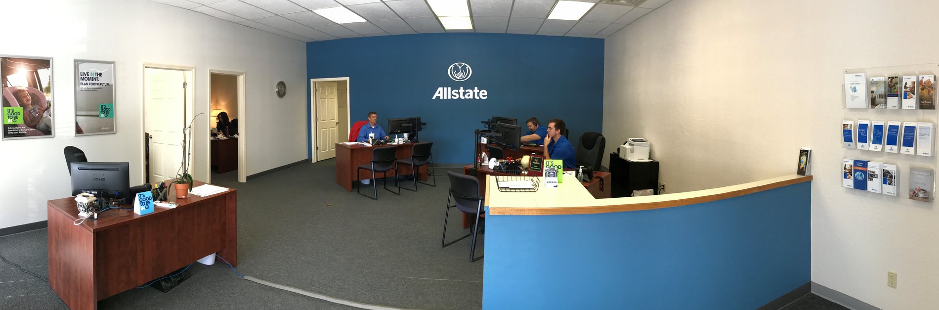 Our main workroom, with private areas for customer reviews and one on one meetings.