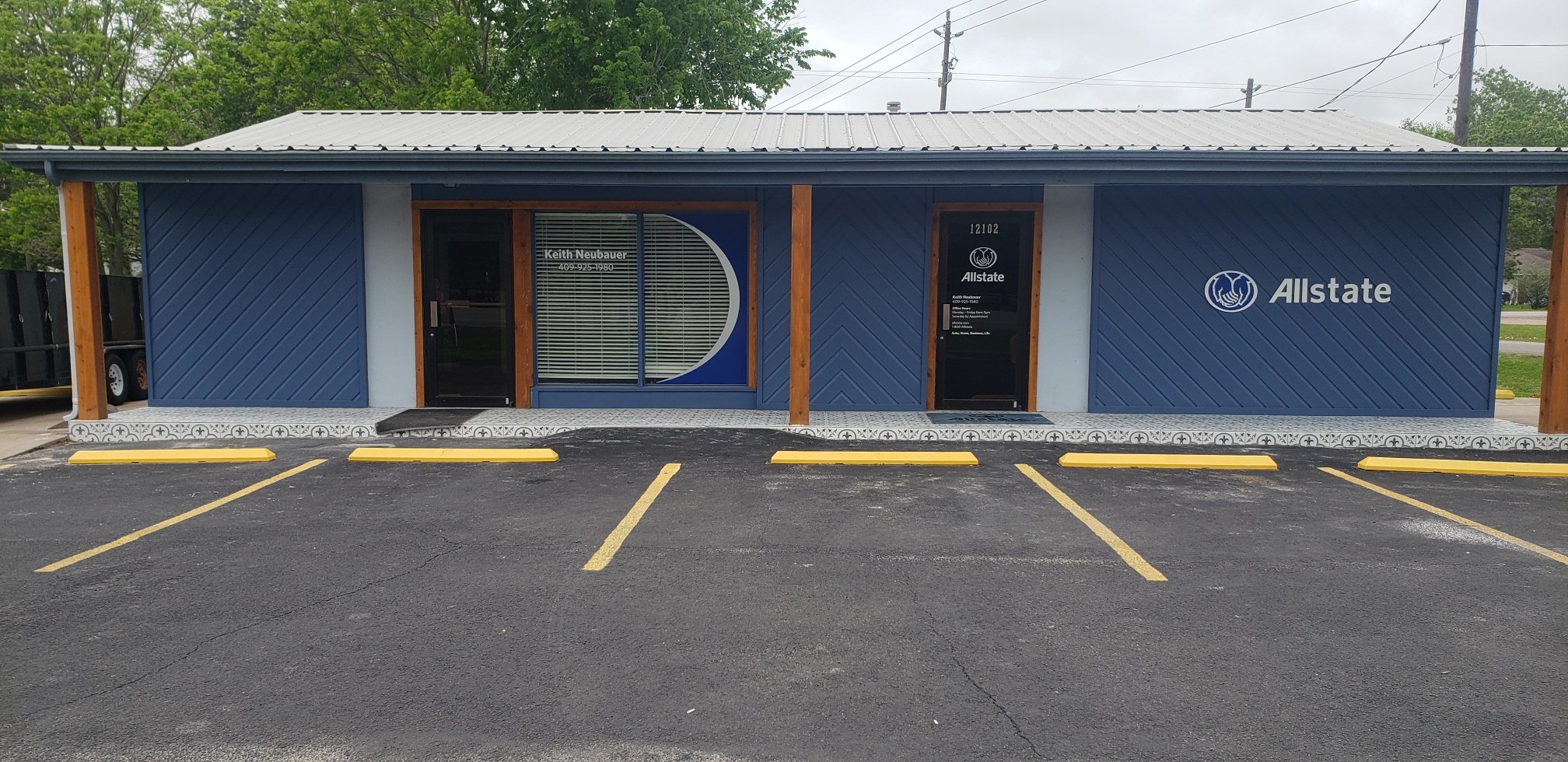 Cheek office
