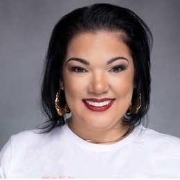Donna Medina, Insurance Agent