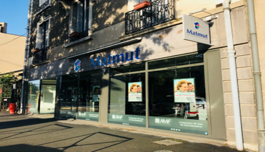 Façade de l'agence au 7 Boulevard de La République à Riom