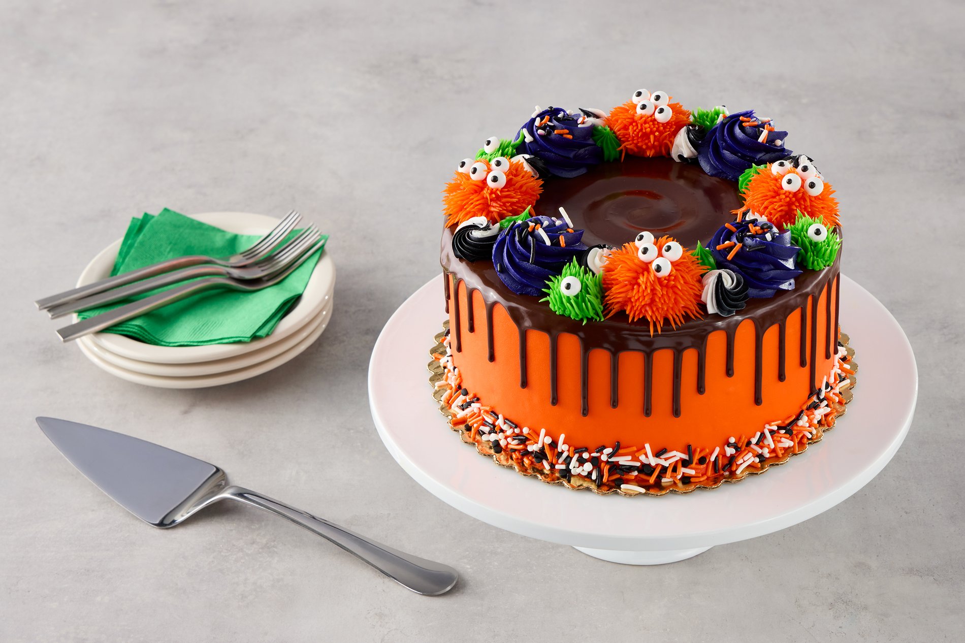 halloween decorated cake