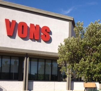 Vons Store Front Picture at 7135 El Camino Real in Atascadero CA