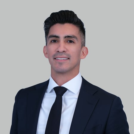 Ryan Salinas Advisor Headshot image