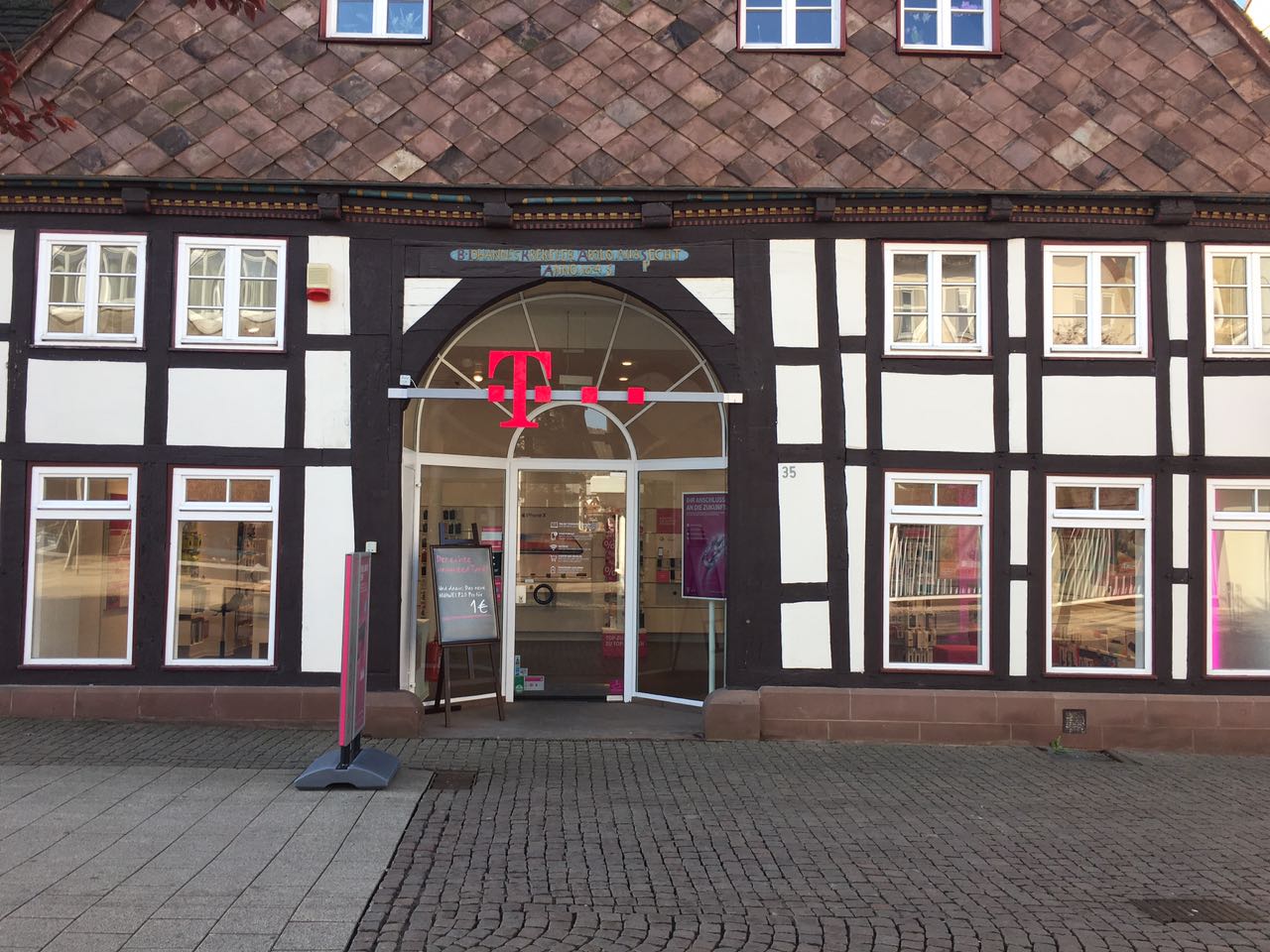 Store photo