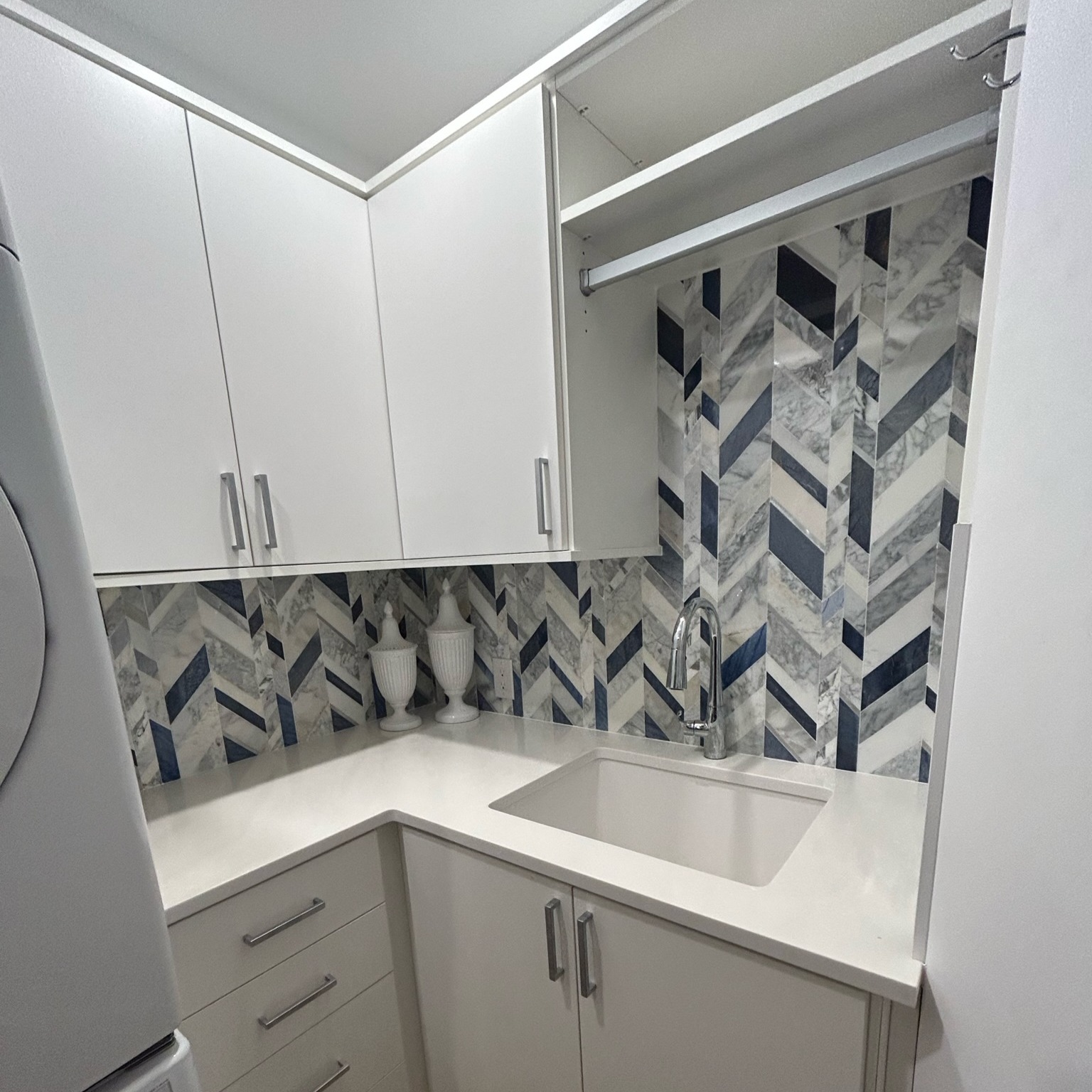 Stylish Laundry Room in Dove with Hanging Pole LAUNDRY ROOM in DOVE with Hanging pole