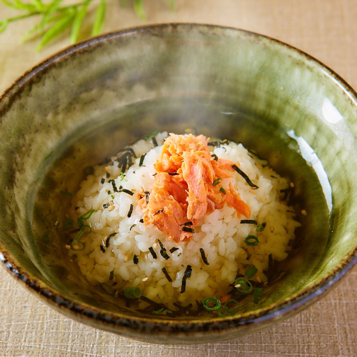 お茶漬け(梅・明太子・鮭)