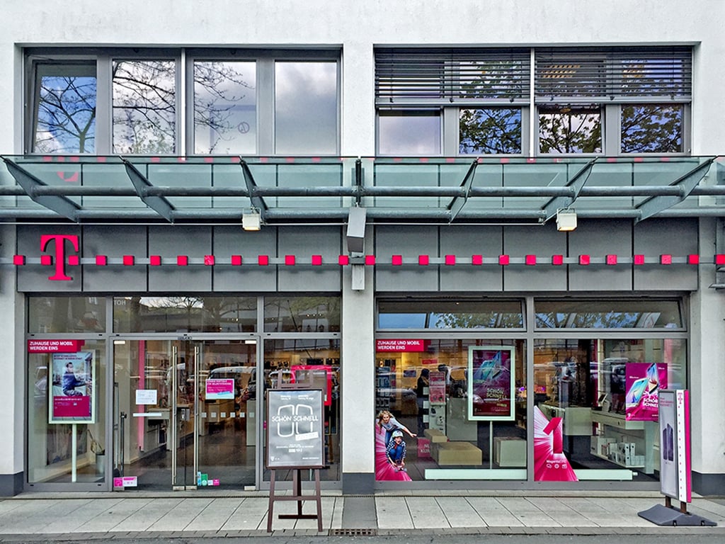 Store photo