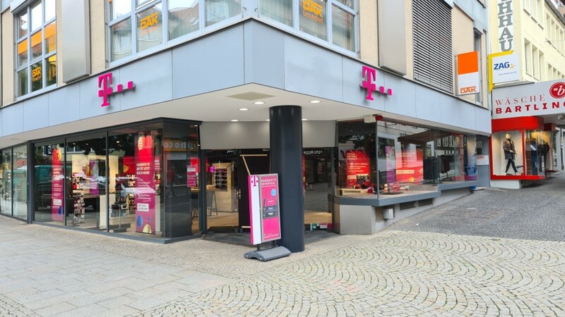 Store photo