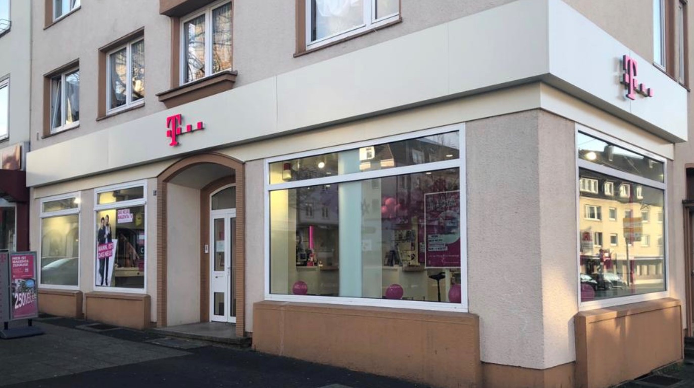 Store photo