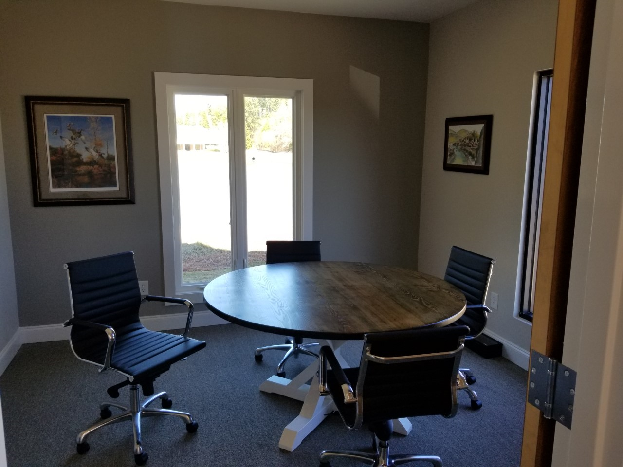 Photo gallery image