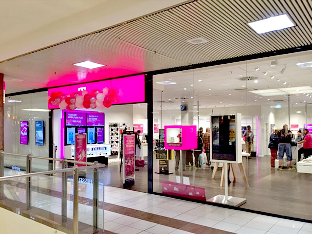 Store photo