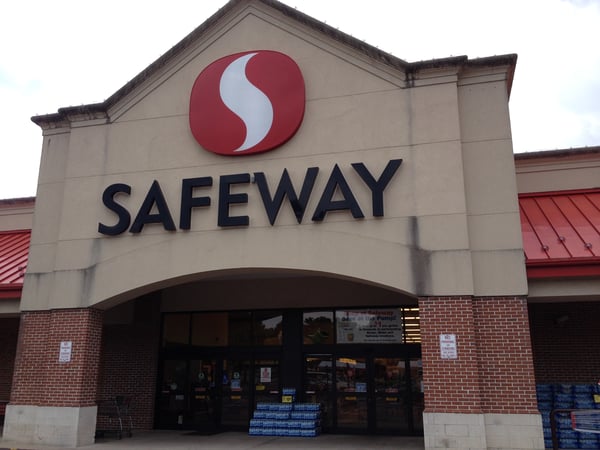 Safeway Store Front Picture at 309 Southgate Shopping Center in Culpeper VA