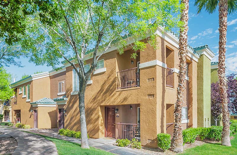 Arroyo Grande Apts, a Olen Properties community