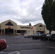 Safeway Store Front Photo at 1891 Pioneer Pkwy in Springfield OR