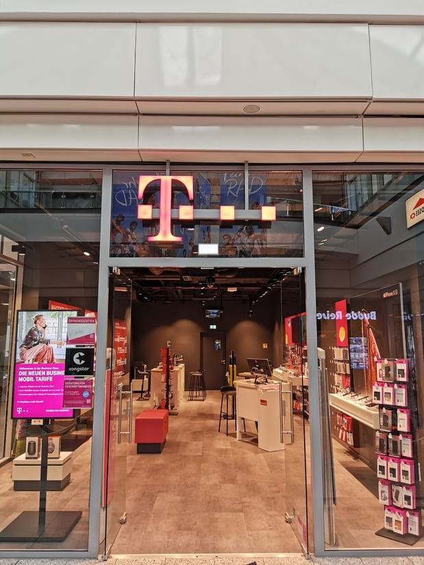 Store photo